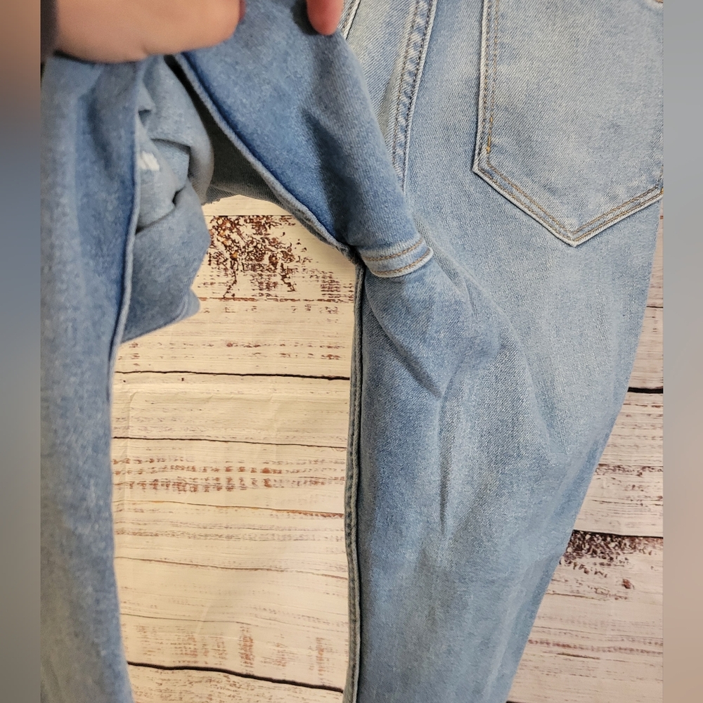 S6 Extra High Rise Distressed Skinny Jeans - Picture 5 of 6